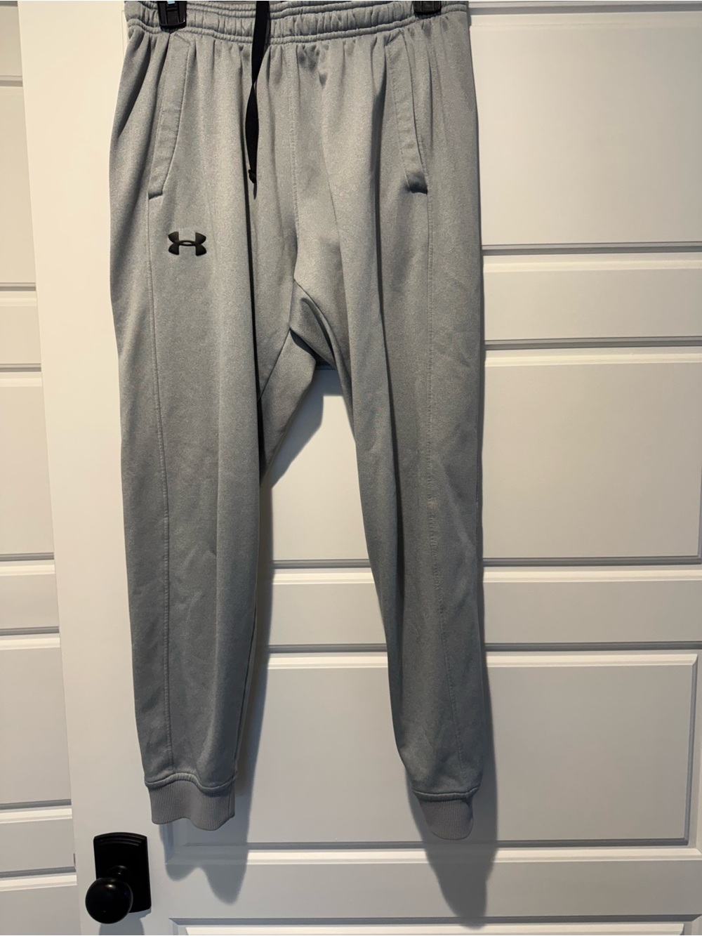 Under Armour Light Gray Men's Loose ColoGear Jogger Sweatpants-Size Medium